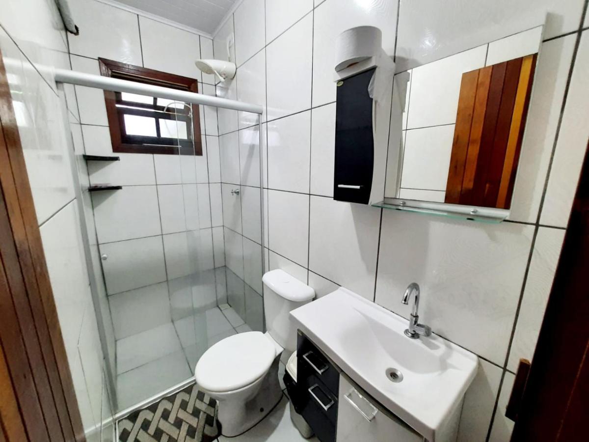 827 Chale Pe Na Areia, Completo Na Praia Do Estaleiro Em Ubatuba - 1 Dormitorio, 1 Banheiro, 1 Vaga De Garagem Luaran gambar