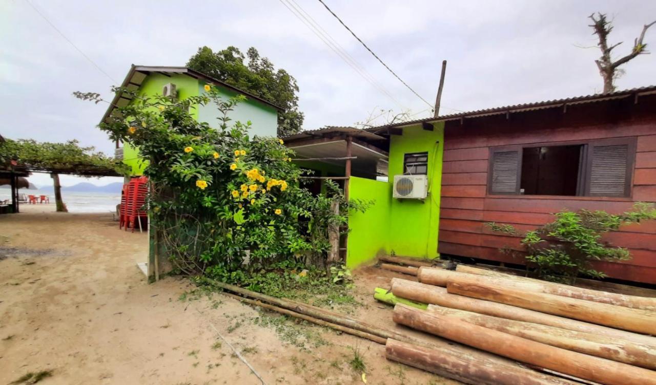 827 Chale Pe Na Areia, Completo Na Praia Do Estaleiro Em Ubatuba - 1 Dormitorio, 1 Banheiro, 1 Vaga De Garagem Luaran gambar