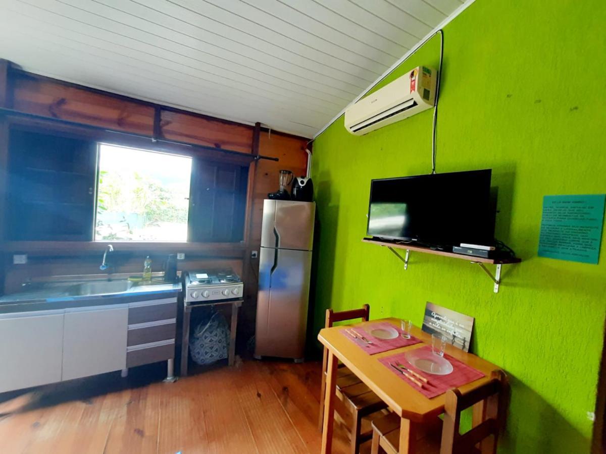 827 Chale Pe Na Areia, Completo Na Praia Do Estaleiro Em Ubatuba - 1 Dormitorio, 1 Banheiro, 1 Vaga De Garagem Luaran gambar