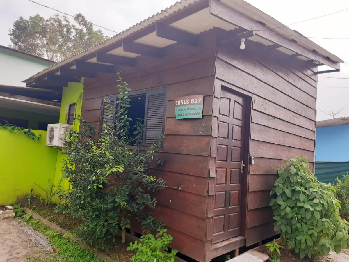 827 Chale Pe Na Areia, Completo Na Praia Do Estaleiro Em Ubatuba - 1 Dormitorio, 1 Banheiro, 1 Vaga De Garagem Luaran gambar